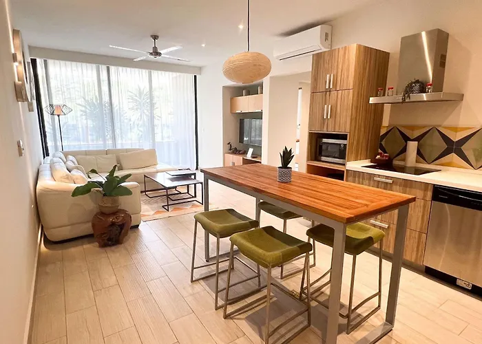 Opal Suites Apartments