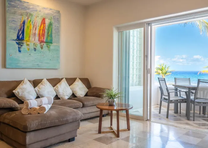 Costa Brava Apartments I Ocean Front